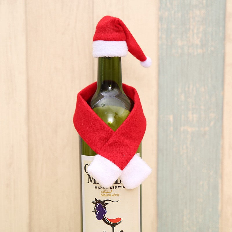 Christmas Wine Bottle Cover – Santa Hat & Scarf